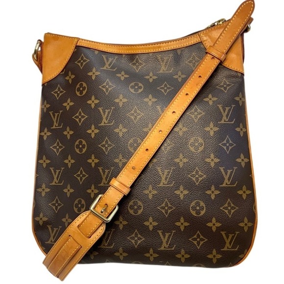 Louis Vuitton Handbags - Odeon MM Authentic Louis Vuitton Crossbody bag in Rare Condition